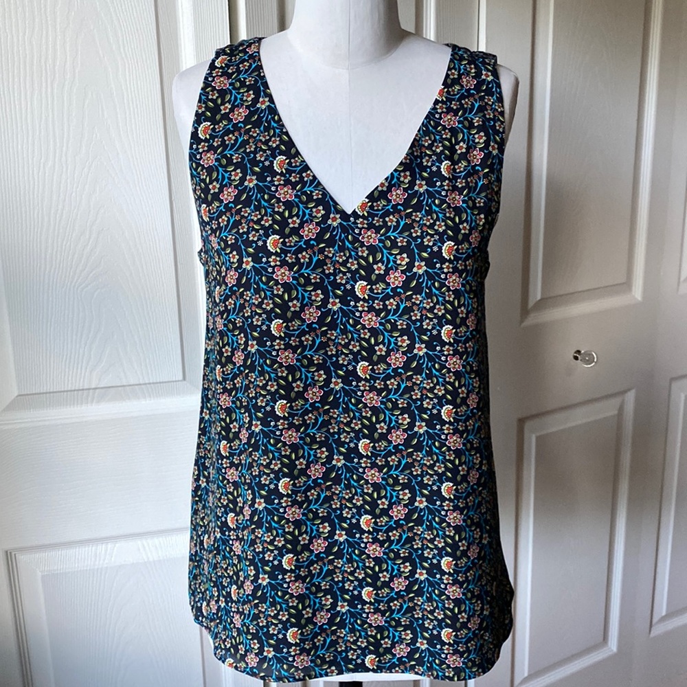 LOFT Sleeveless Top